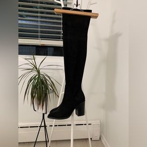 The Wishbone. Over the knee faux suede boots. Excellent Condition